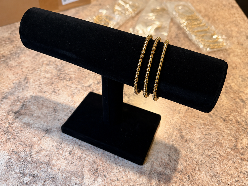 Complete Jewelry Set – Necklace, 2 Rings & 3 Bracelets